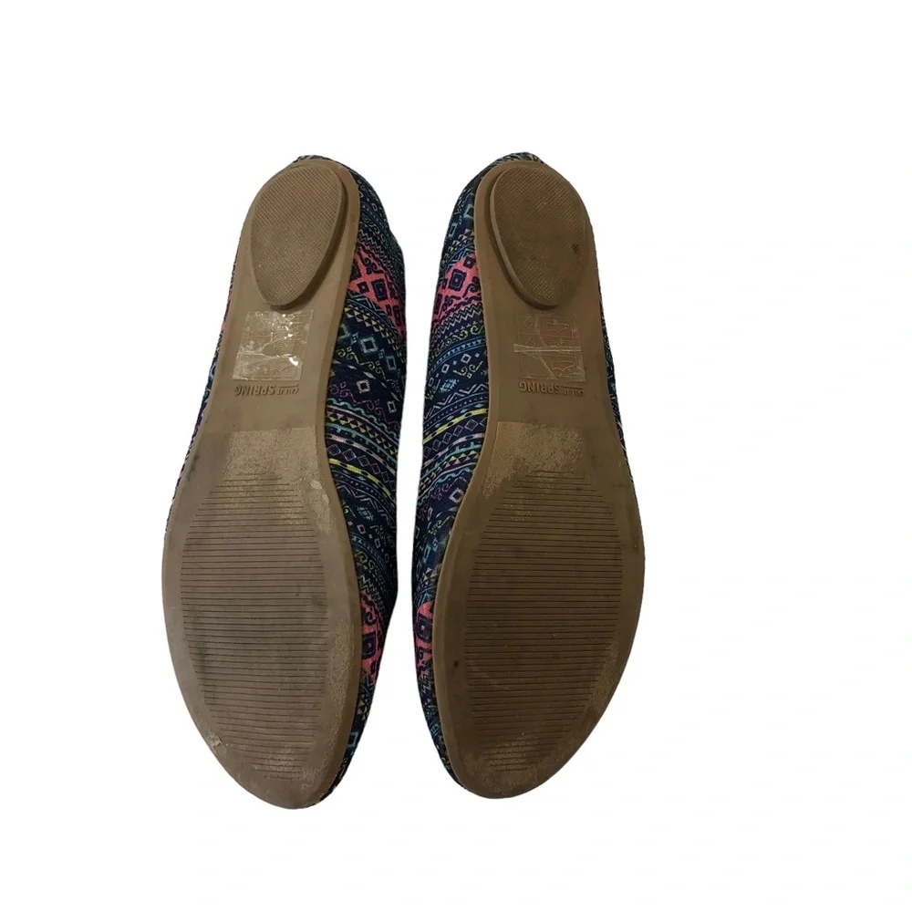 Patterned multicolored Trendy Flats in Blues & Pink size 8 shoes